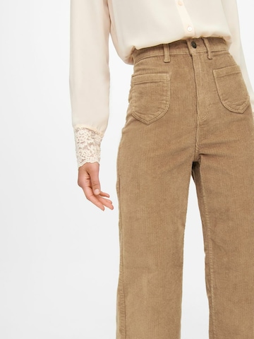 Wide leg Pantaloni di ONLY in marrone