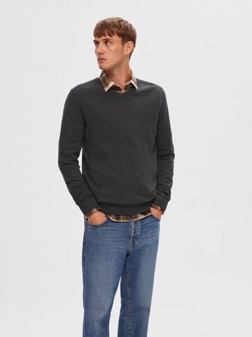 SELECTED HOMME Pulóver 'SLHBERG' - szürke: elől