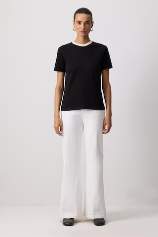Touche Prive Shirt in Black: front