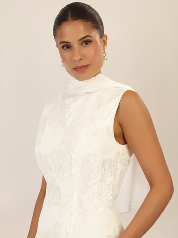 APART Evening Dress in White