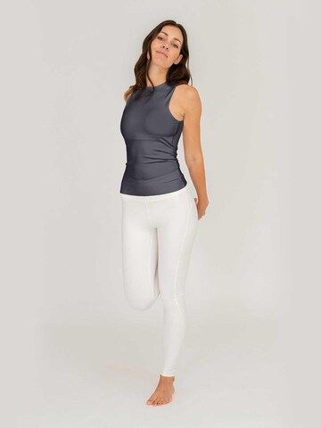 LOTUSCRAFTS Sporttop 'ALA Tank Tee'‌‌‌‌‌ in Grau