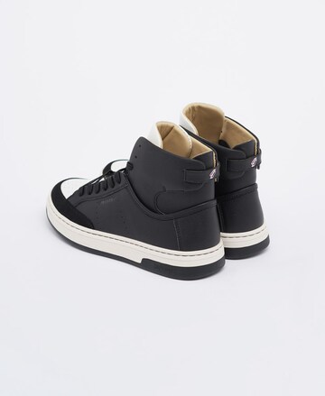 Superdry Sneaker in Schwarz