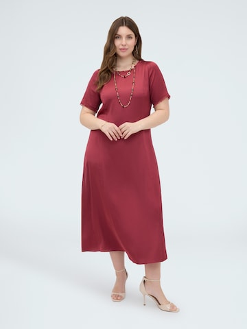 Robe Fiorella Rubino en rouge