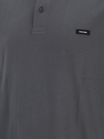 Maglietta di Calvin Klein Big & Tall in grigio