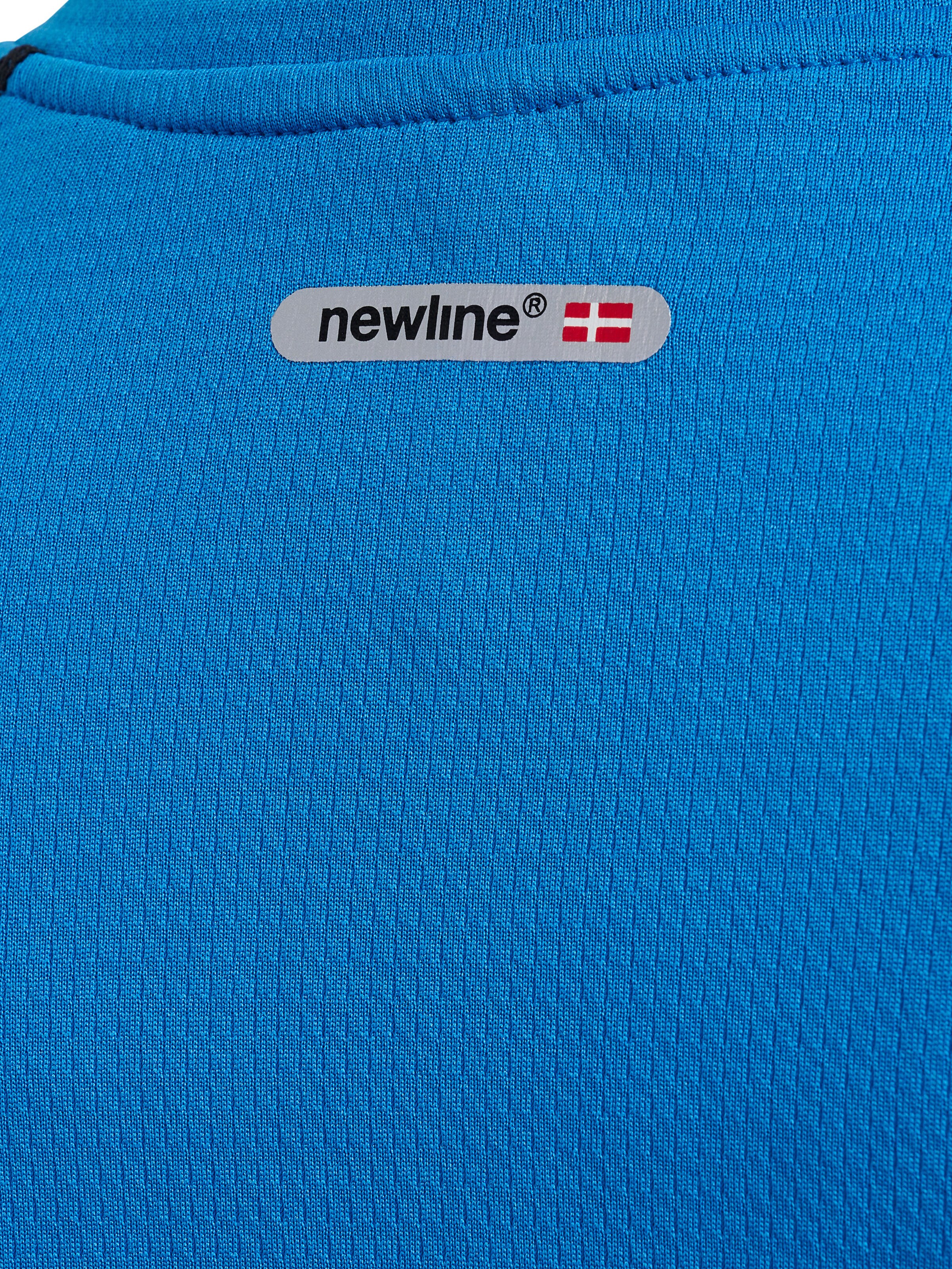 Newline Bluser & t-shirts i blå