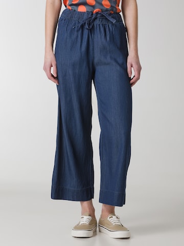 DEHA Wide leg Trousers in Blue: front