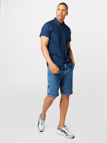 BDG Urban Outfitters Regular Shorts 'CARPENTER' in Blau