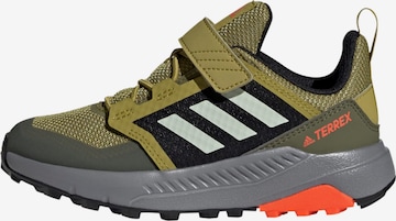 ADIDAS TERREX Flats 'Trailmaker' in Green: front