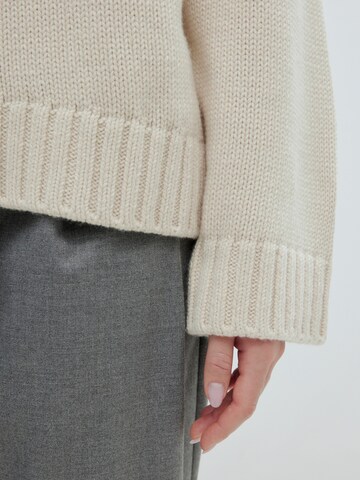 EDITED Pullover 'Carlo' i beige