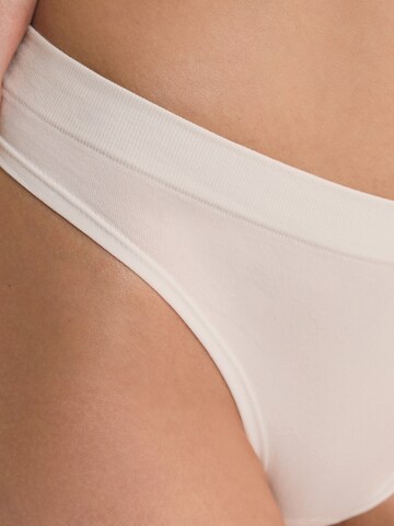 ETAM Thong 'AMANDE' in Beige