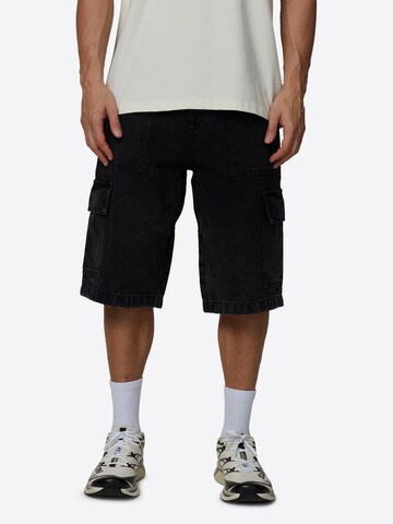 Good For Nothing Loosefit Cargojeans in Zwart: voorkant