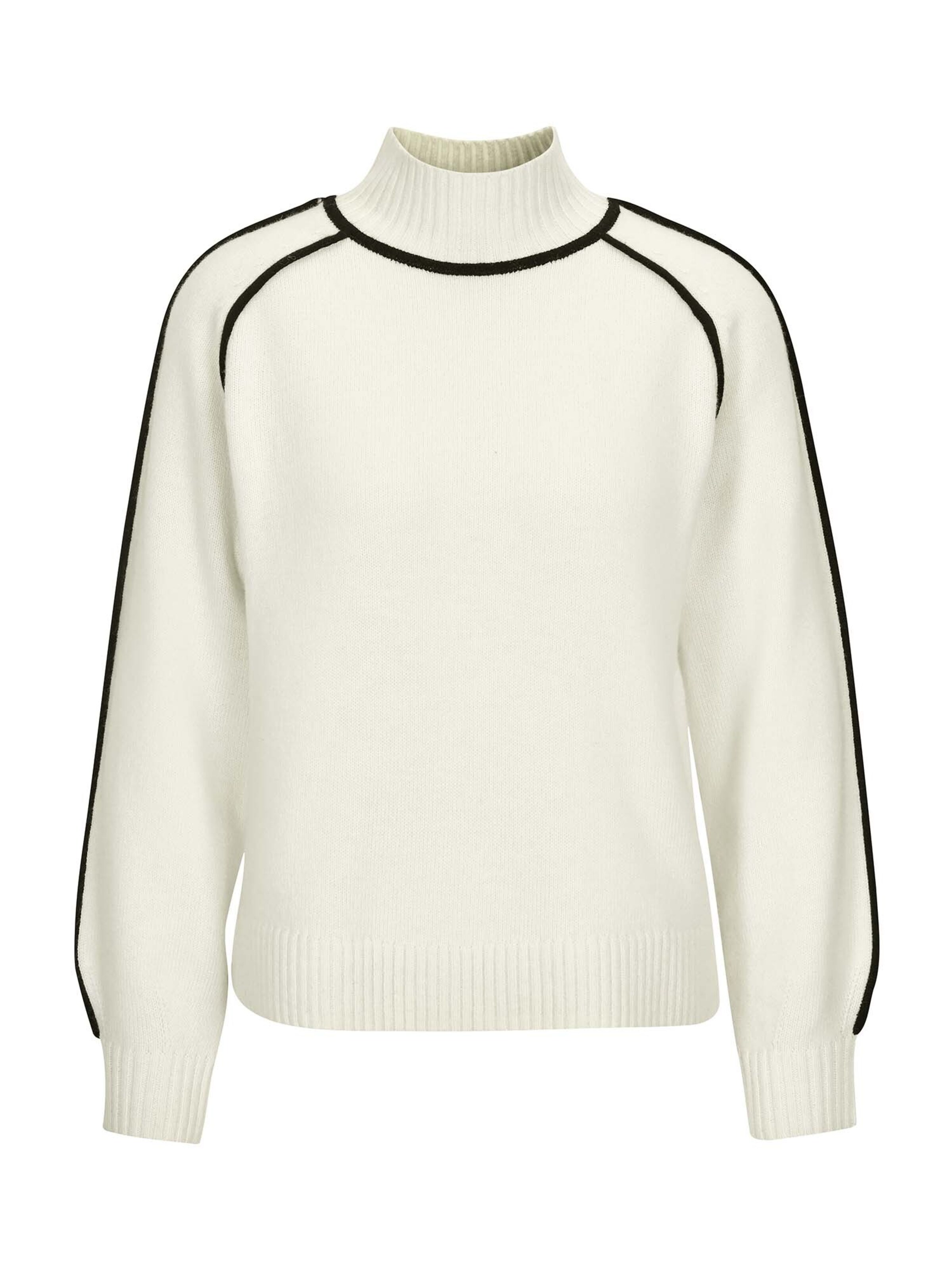 MADELEINE Sweater in Black: front