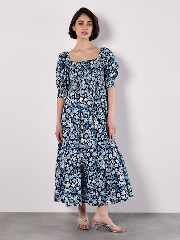 Apricot Floral Milkmaid Midaxi Dress ' ' in Blau: Vorderseite
