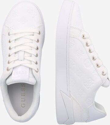 GUESS Sneaker 'Rheaa' in Weiß