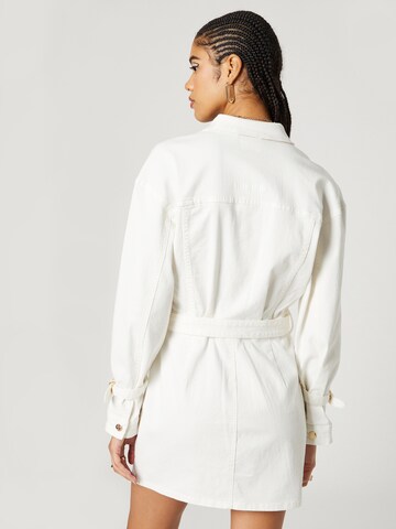 Hoermanseder x About You - Vestido camisero 'Heidi' en blanco