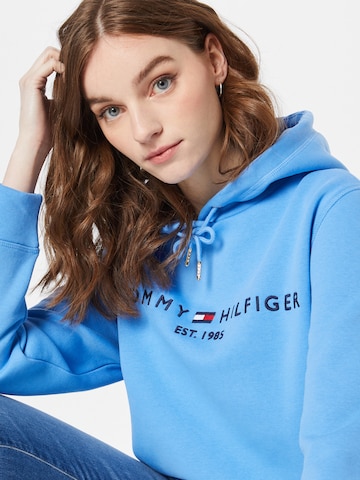 TOMMY HILFIGER Sweatshirt in Blau