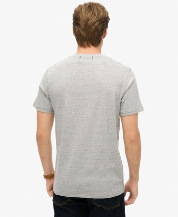 Superdry T-Shirt 'Surplus' in Grau