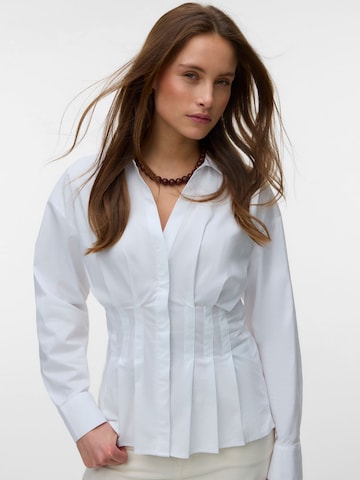 Camicia da donna 'VMLotus' di VERO MODA in bianco: frontale