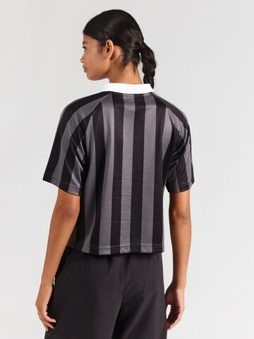 Tricou funcțional 'ESS' de la PUMA pe gri