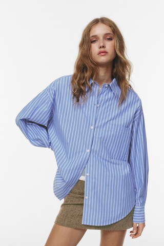 Pull&Bear Blouse in Blauw: voorkant