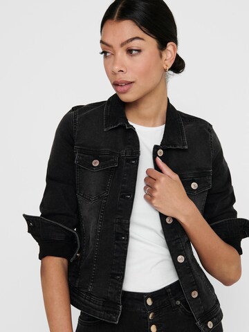 Veste mi-saison 'Tia Life' ONLY en noir