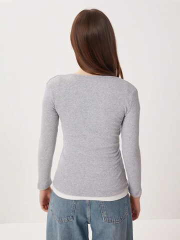 Happiness İstanbul Blouse in Grijs