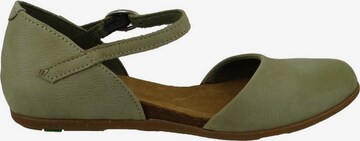 EL NATURALISTA Ballet Flats in Green