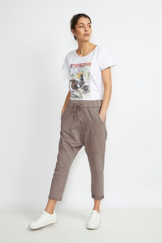 Tapered Pantaloni largi 'Beky' de la Cream pe verde