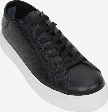 Desa Classic Flats 'Lässige Spitze' in Black: front