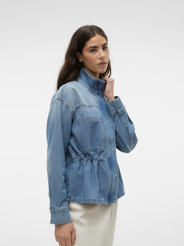 VERO MODA Übergangsjacke in Blau