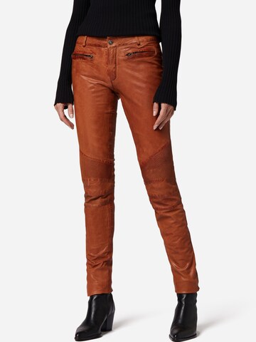 RICANO - Slimfit Pantalón 'Donna' en marrón: frente