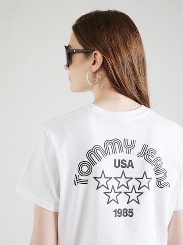 Tommy Jeans Μπλουζάκι 'RETRO SPORT 2' σε λευκό