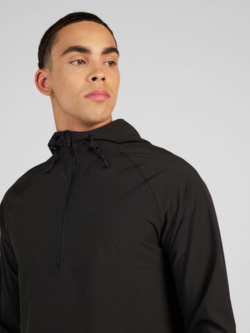 Virtus Toiminnallinen takki 'Corry' värissä musta