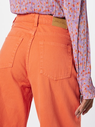 Monki Jeans 'Micki' in Orange