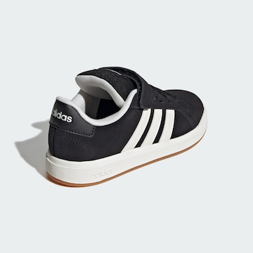 ADIDAS SPORTSWEAR Sneakers 'Grand Court 00s' in Zwart