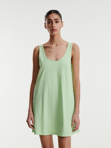 EDITED - Vestido 'Mona' en verde: frente