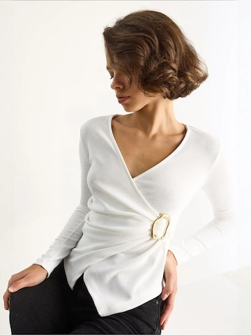 Maglietta di Bianco Lucci in bianco