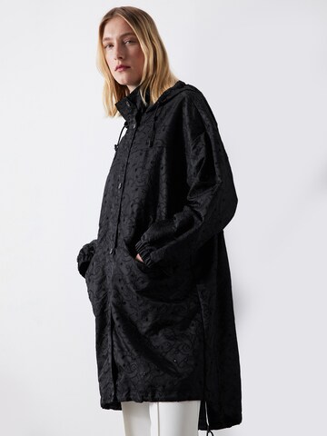 Ipekyol Between-Seasons Coat in Black