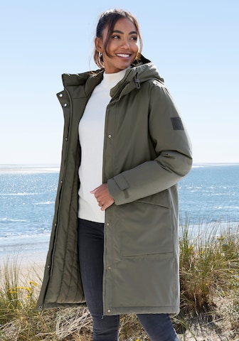 Elbsand Between-Seasons Parka in Green: front