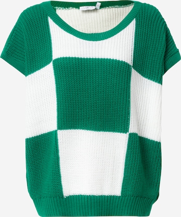 Daisy Street Sweater in Green: front