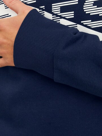 Sweat-shirt 'JCONight' JACK & JONES en bleu