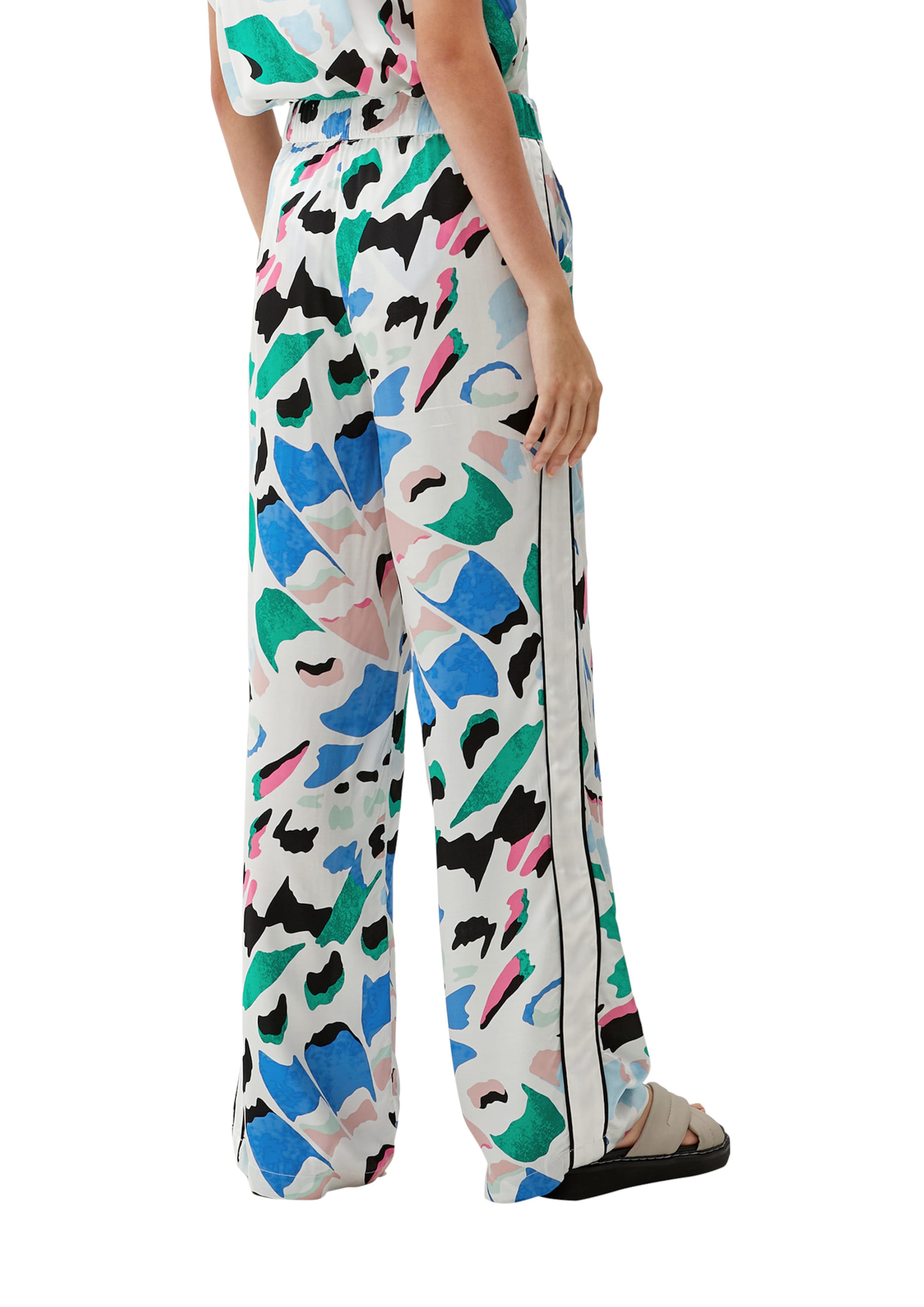 s.Oliver Wide Leg Hose in Beige