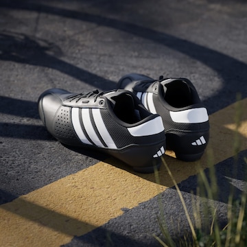 Scarpa sportiva 'Heritage Road' di ADIDAS PERFORMANCE in nero