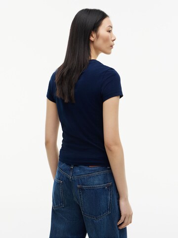 Tommy Jeans - Camiseta 'ESS' en azul