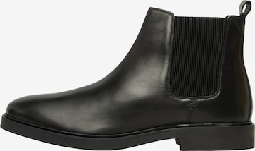 s.Oliver Chelsea Boots in Schwarz: Vorderseite