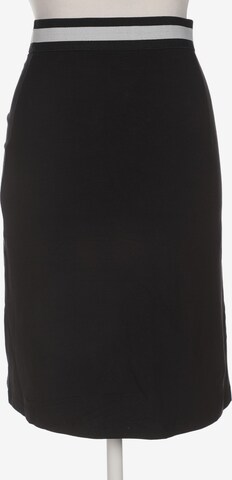 Kenny S. Skirt in XS in Black: front