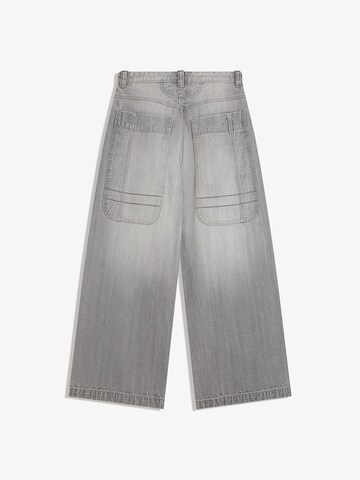 Baggy Jean Bershka en gris