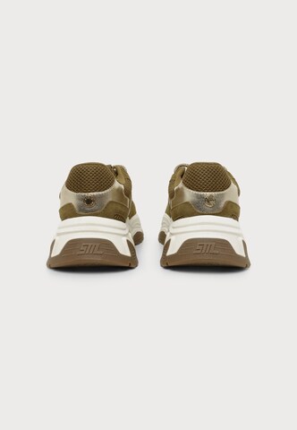STEVE MADDEN Sneakersy niskie 'Ample' w kolorze zielony