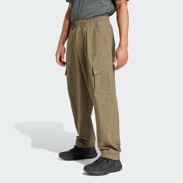 ADIDAS TERREX Loosefit Outdoorbroek 'Xploric' in Groen: voorkant