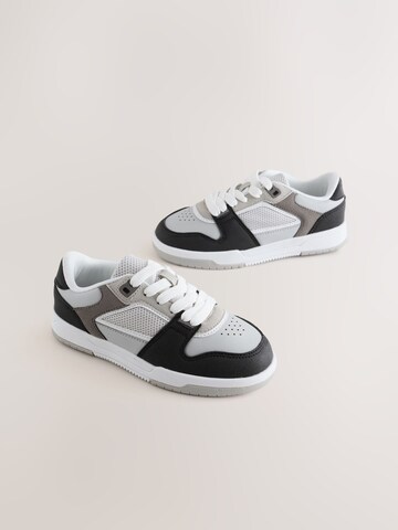 Baskets Next en gris